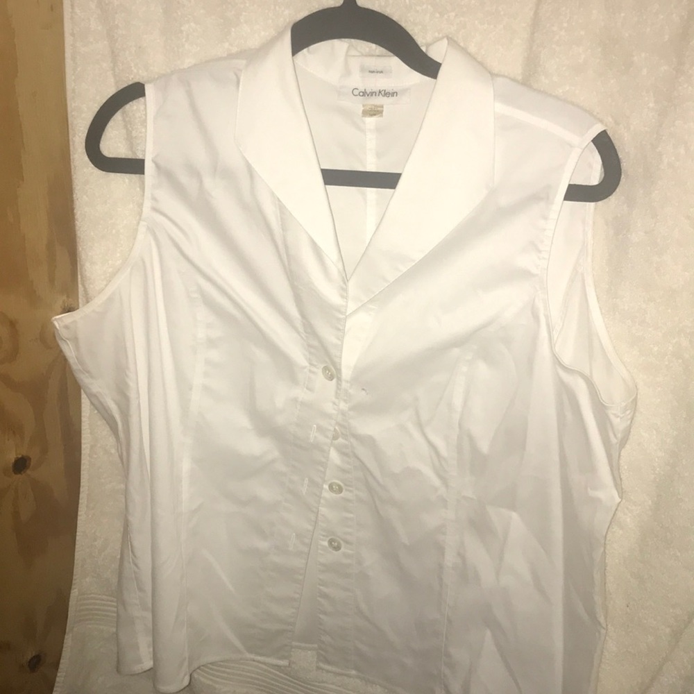 Calvin klien 2 shirts both for 15